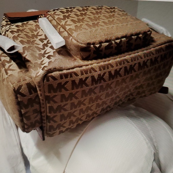 NWT Michael Kors Abby Signature Jacquard Large Cargo Backpack BG/EB/LUGG - Picture 4 of 14